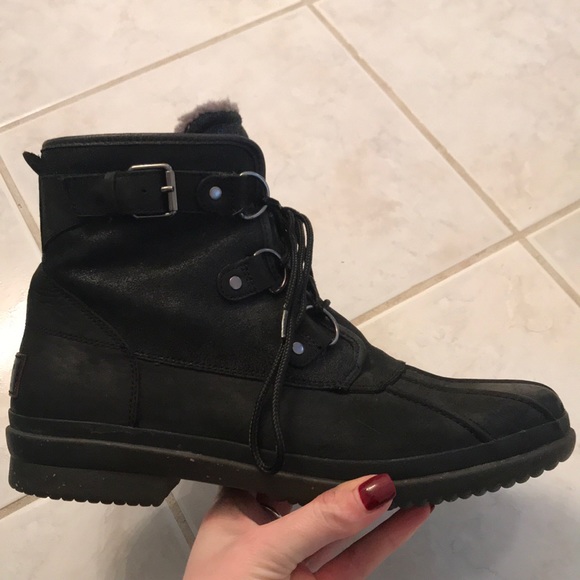 Ugg Winter Boots - Picture 2 of 4